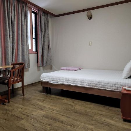 Daeho Motel Pusan Zewnętrze zdjęcie