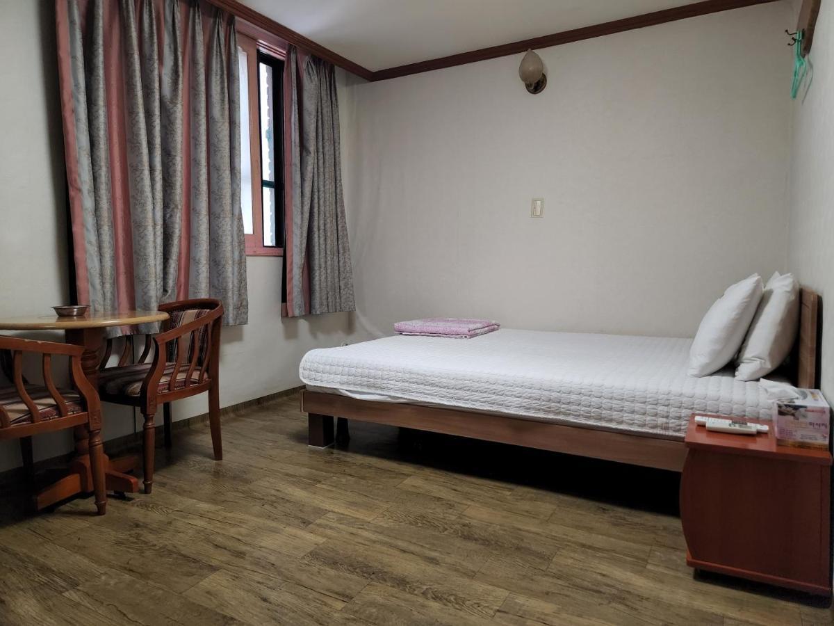 Daeho Motel Pusan Zewnętrze zdjęcie